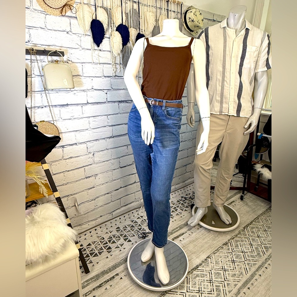 American Eagle Outfitters Next Level Ripped Jeggings